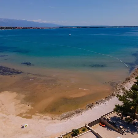 By The Sea - 24755 Appartement Vir