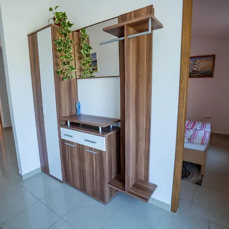 By The Sea - 24755 Appartement Vir